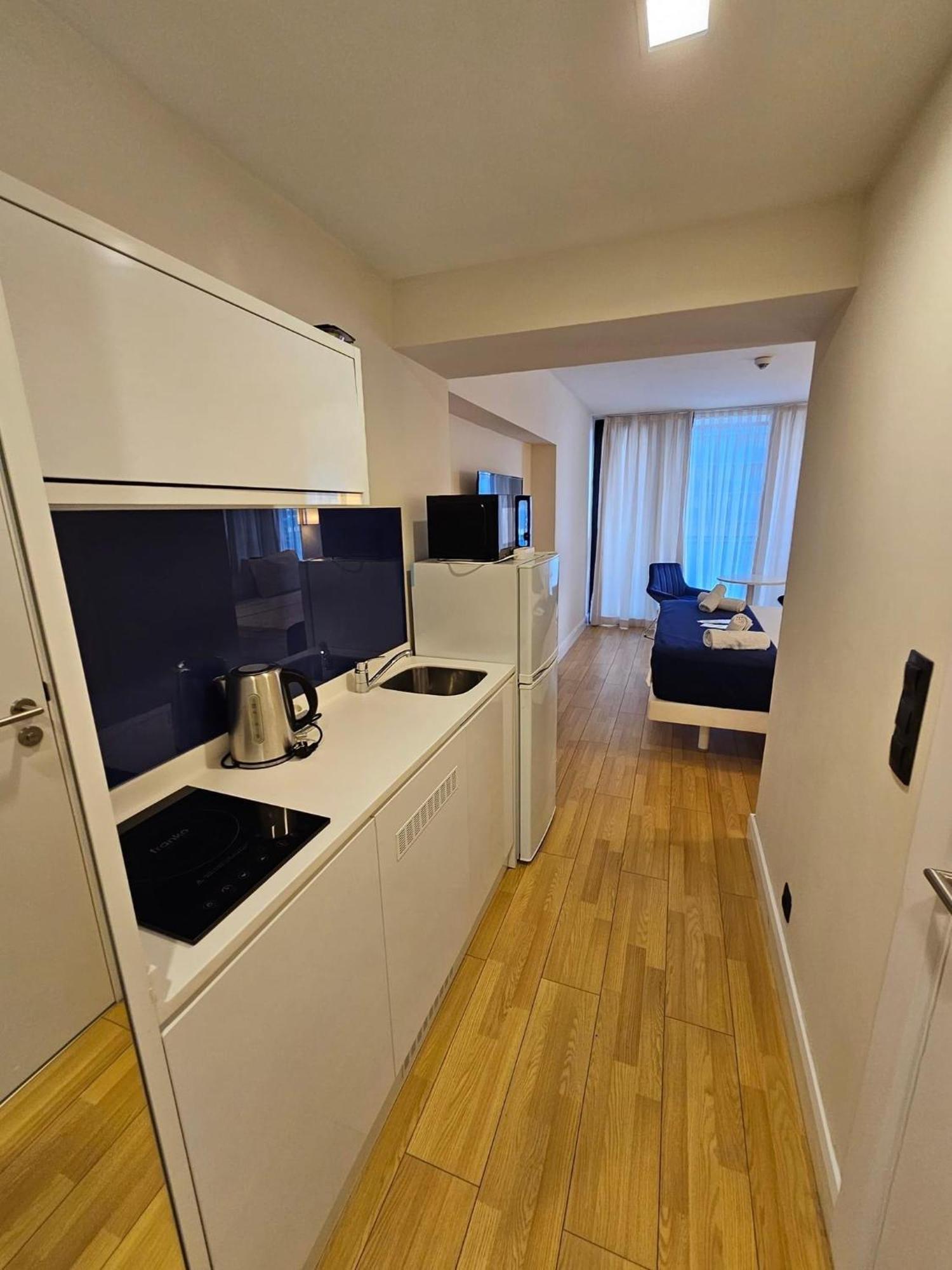 Orbi City Apartment With Sea View Batumi Bagian luar foto